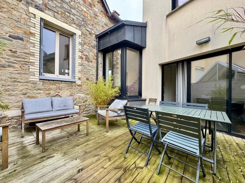 Maison - 138 m² - 6 pièces