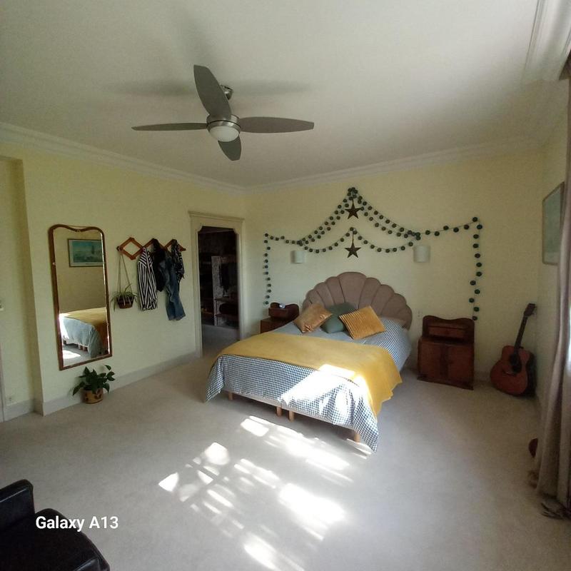 Maison - 318 m² - 9 pièces