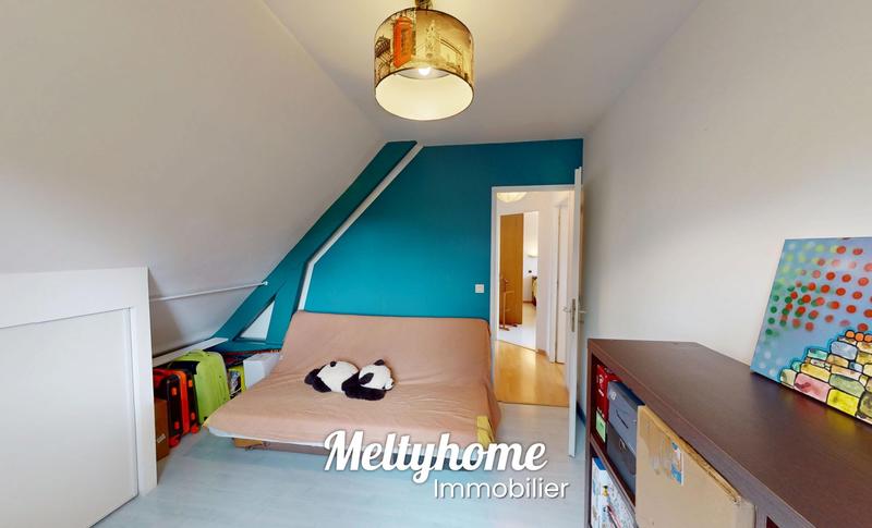 Maison - 102 m² - 5 pièces