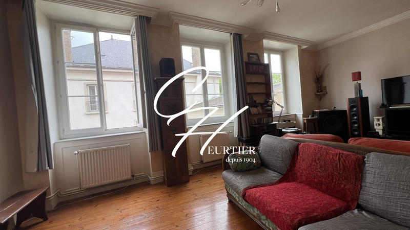 Appartement - 96 m² - 4 pièces