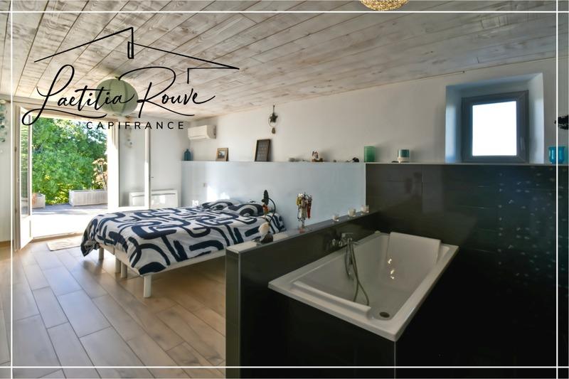 Maison - 370 m² - 8 pièces