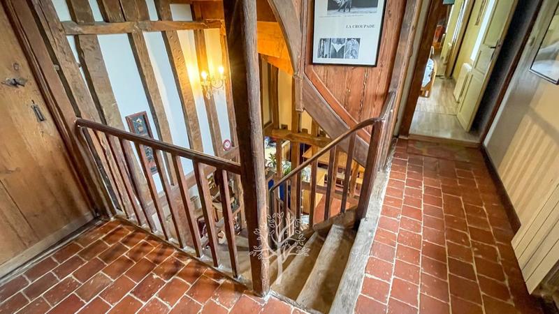 Propriété - 180 m² - 6 pièces