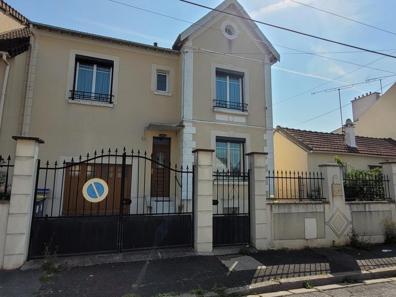 Maison - 72 m² - 5 pièces