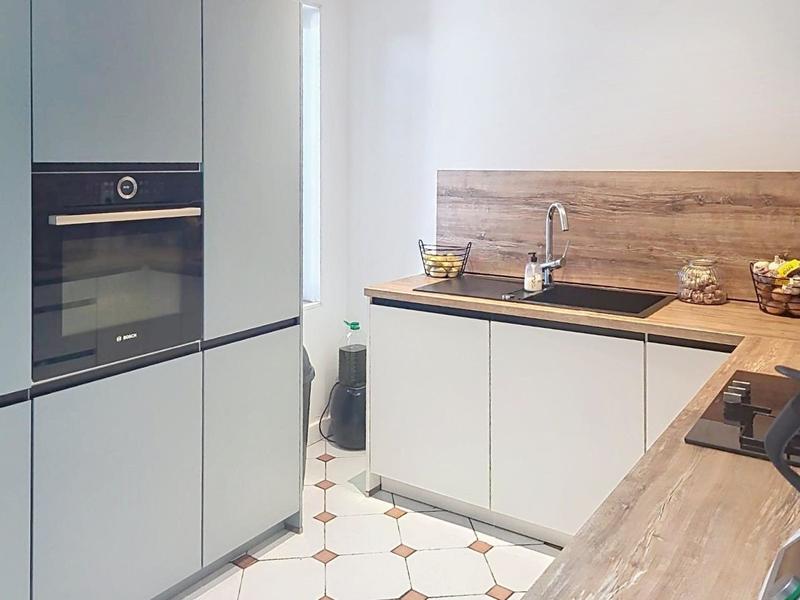 Maison - 301 m² - 11 pièces