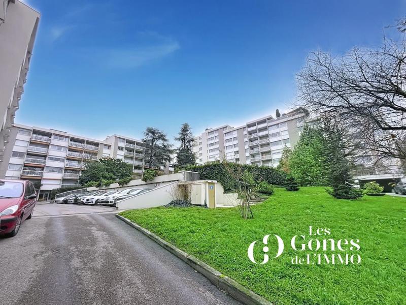 Appartement - 87 m² - 4 pièces