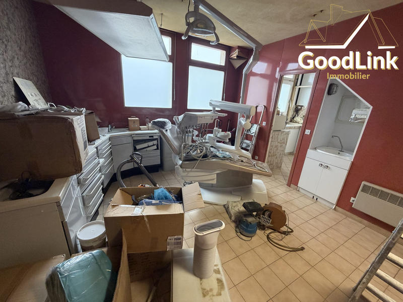 Local d'activités - 142 m²