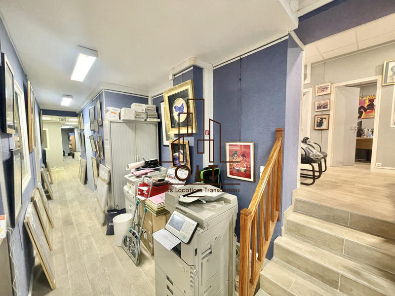 Bureau - 219 m² - 10 pièces