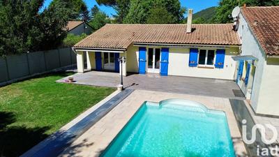 Maison - 140 m² - 6 pièces