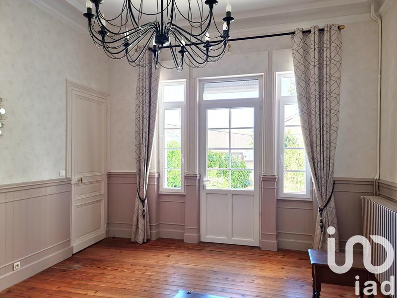 Maison de ville - 231 m² - 9 pièces