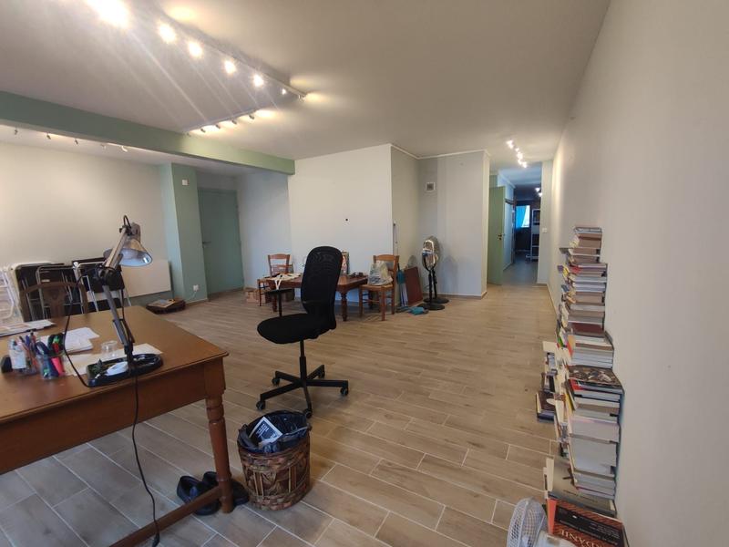 Local commercial - 102 m²