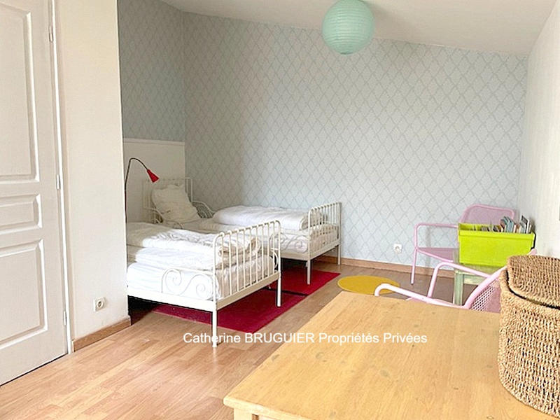 Maison - 195 m² - 10 pièces