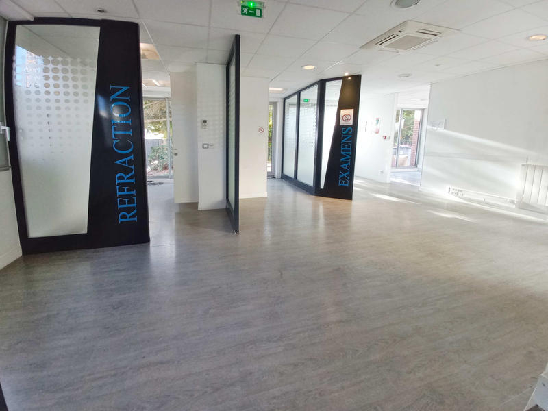 Local commercial - 581 m²