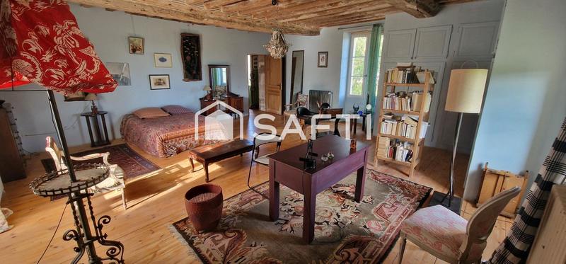 Maison - 362 m² - 7 pièces