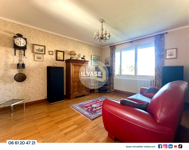 Maison - 90 m² - 6 pièces