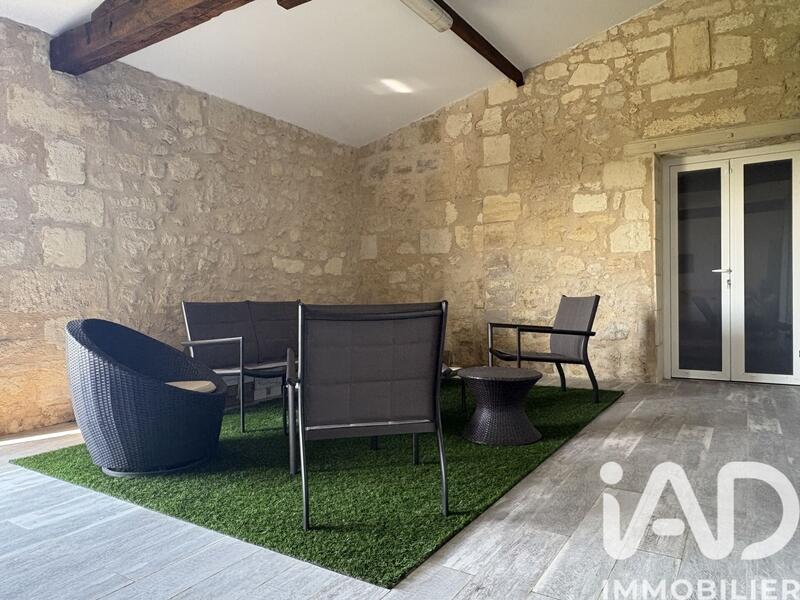 Maison - 228 m² - 11 pièces