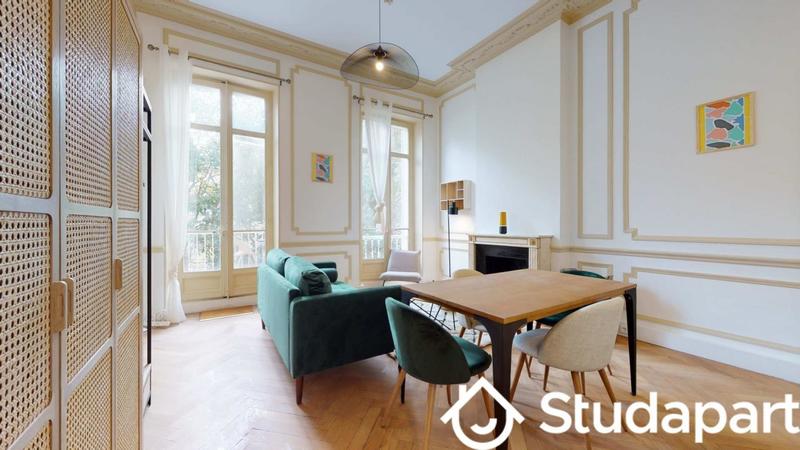 Chambre - 15 m² - 1 pièce