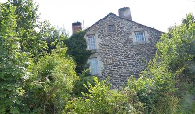 Maison - 220 m² - 8 pièces