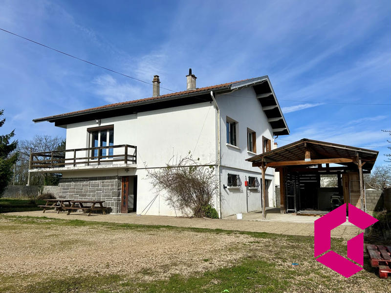 Maison - 121 m² - 5 pièces