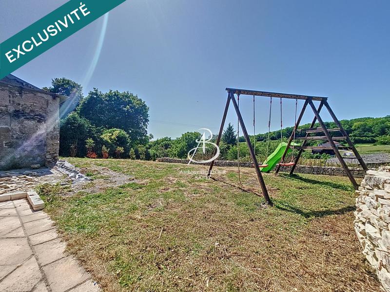 Maison - 240 m² - 8 pièces