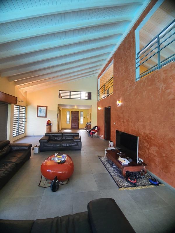 Villa - 280 m² - 6 pièces