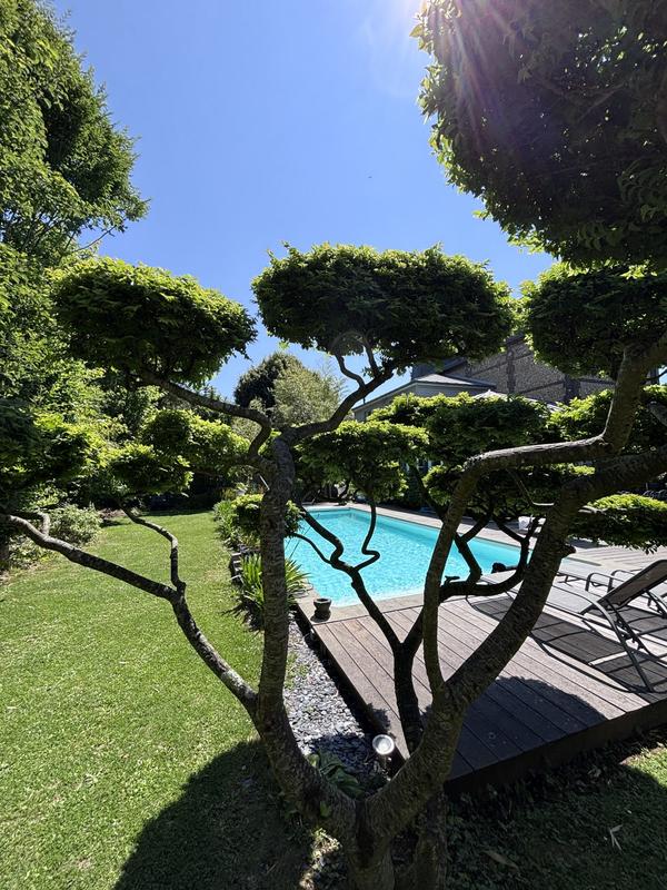 Maison - 300 m² - 9 pièces