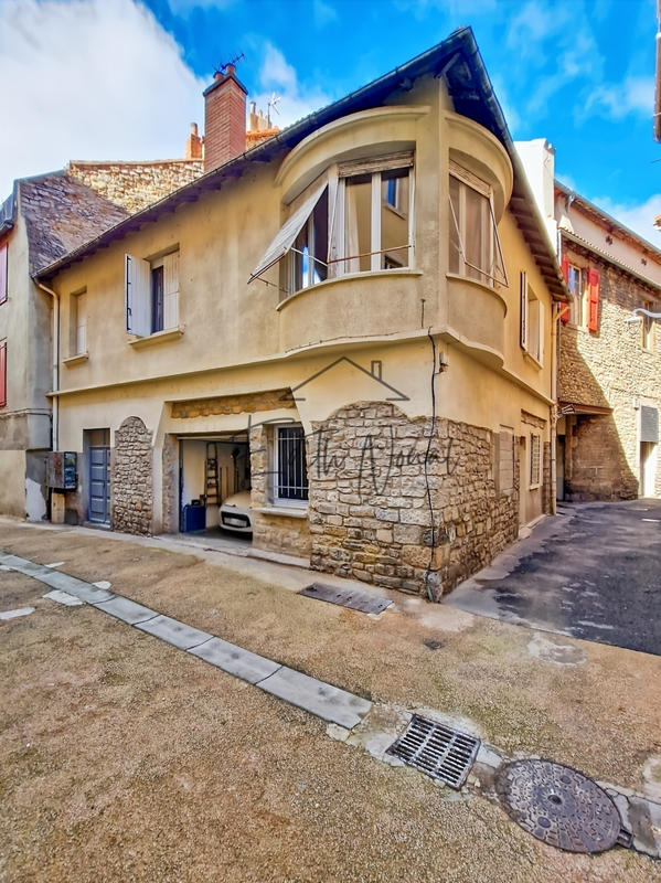 Appartement - 160 m² - 8 pièces