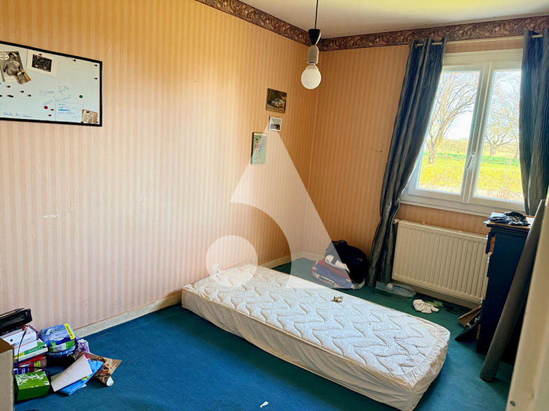 Maison - 90 m² - 5 pièces