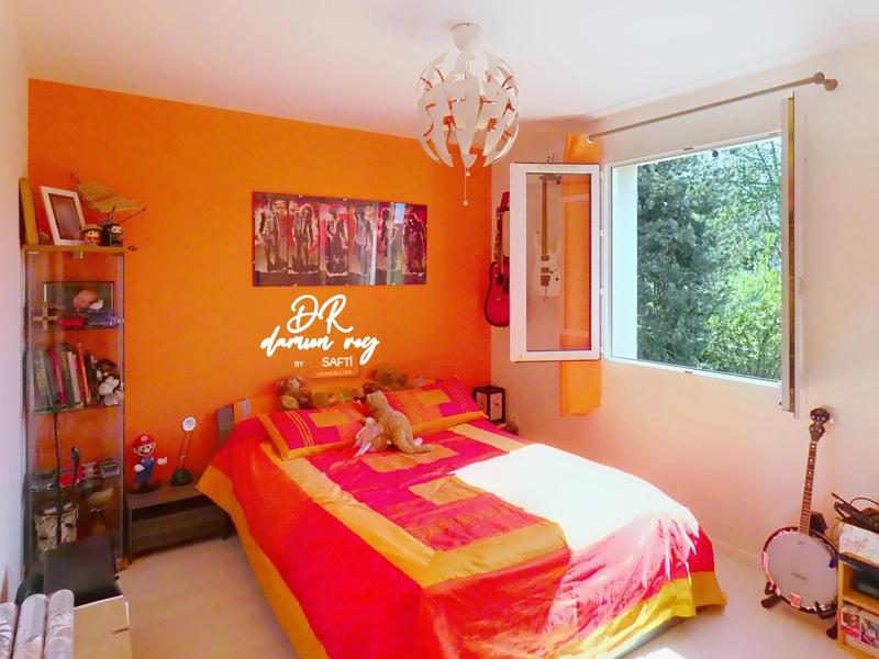 Maison - 174 m² - 8 pièces