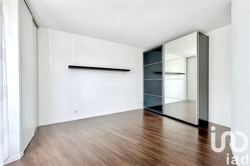Appartement - 99 m² - 5 pièces