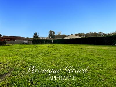 Terrain constructible - 600 m²