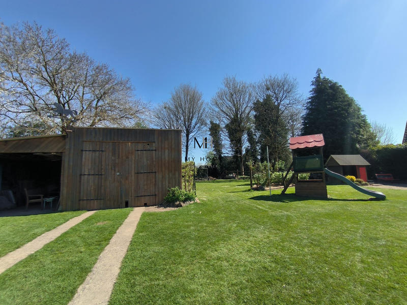 Maison - 131 m² - 6 pièces