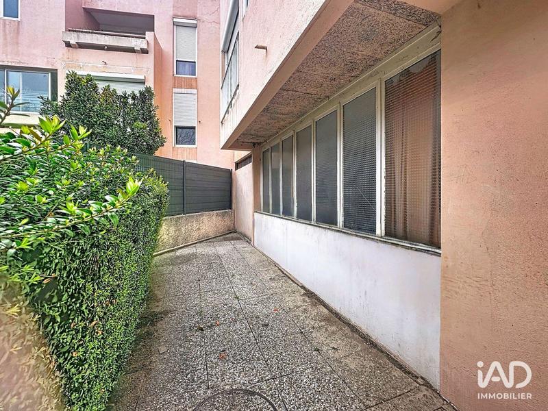 Local commercial - 61 m²