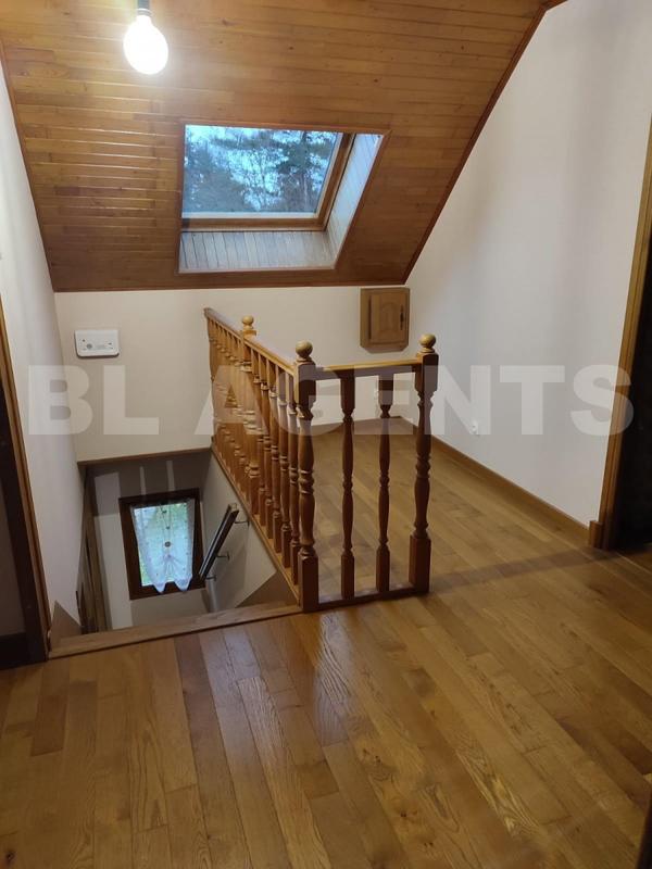 Maison traditionnelle - 160 m² - 7 pièces