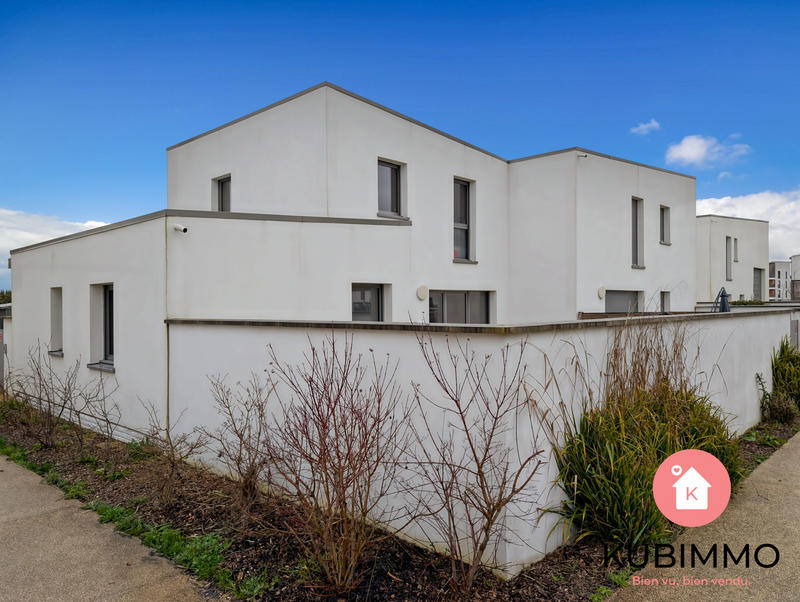 Maison - 84 m² - 4 pièces