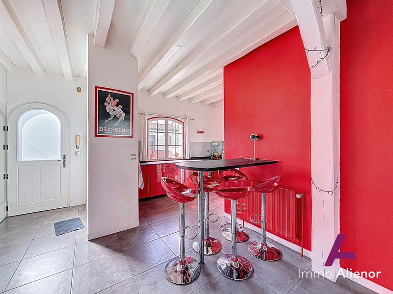 Maison - 188 m² - 9 pièces