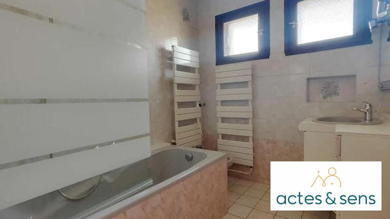 Maison - 139 m² - 7 pièces