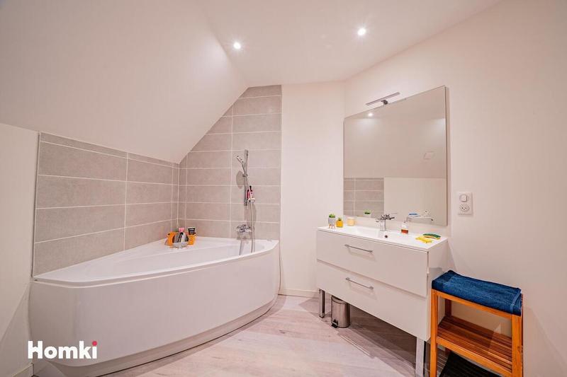 Maison - 127 m² - 6 pièces