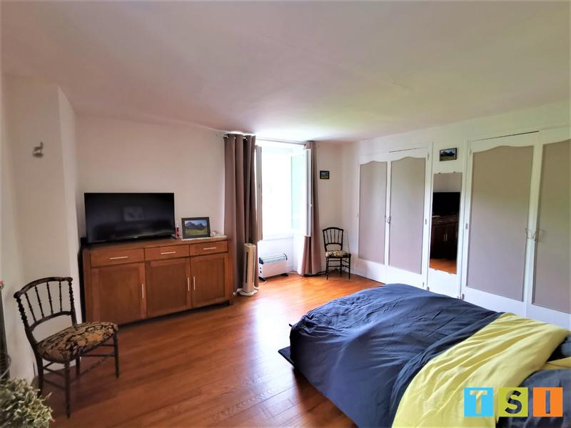 Maison - 135 m² - 6 pièces