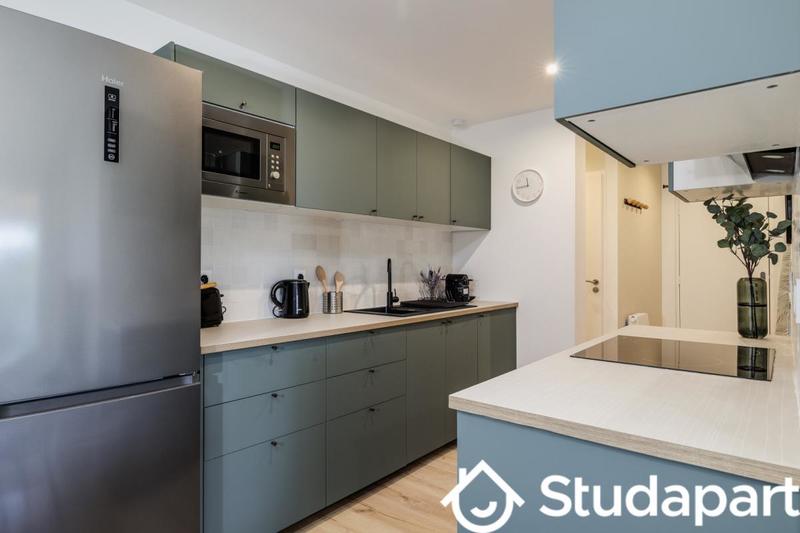 Chambre - 12 m² - 1 pièce