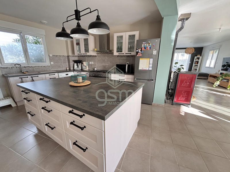 Maison contemporaine - 196 m² - 7 pièces