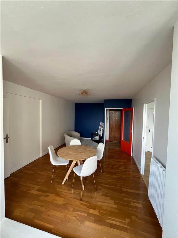 Appartement - 77 m² - 4 pièces