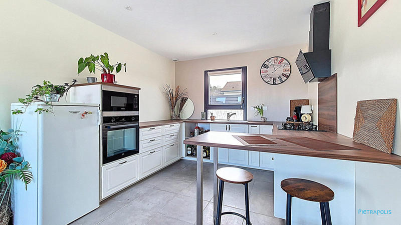 Maison - 90 m² - 4 pièces