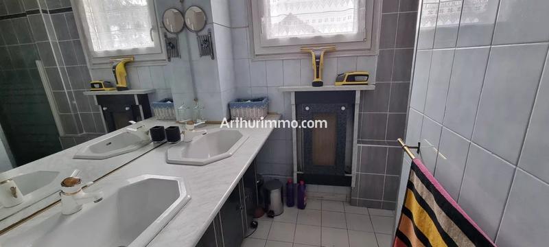 Maison - 93 m² - 4 pièces