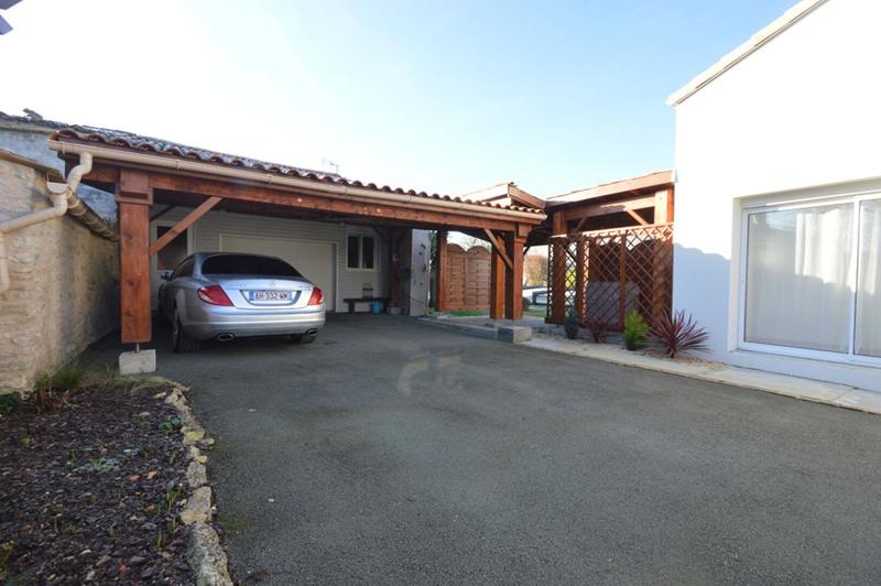 Maison - 150 m² - 10 pièces