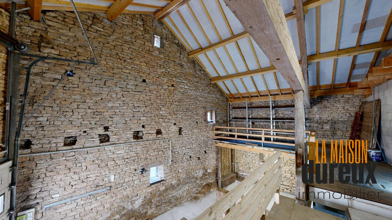 Maison ancienne - 144 m² - 3 pièces