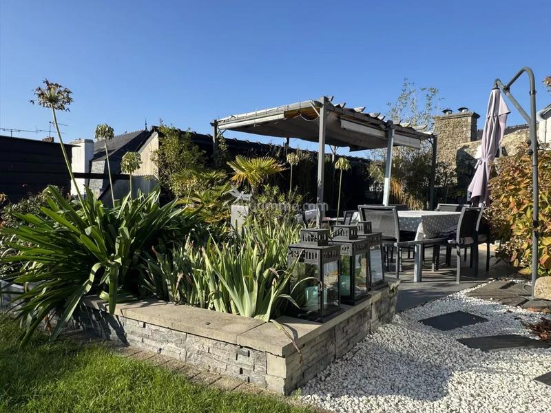 Maison - 187 m² - 7 pièces