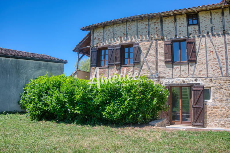 Maison ancienne - 96 m² - 5 pièces