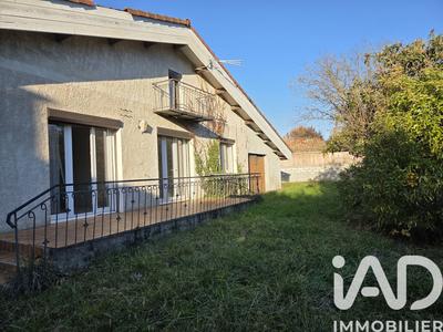 Maison - 96 m² - 3 pièces