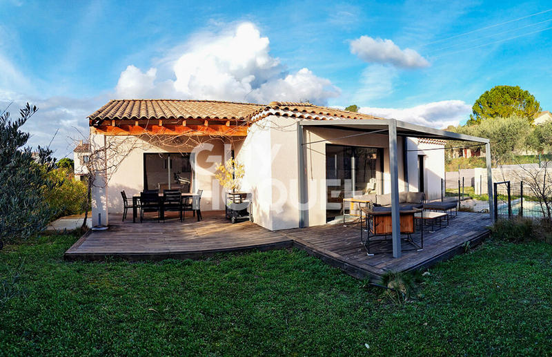 Maison - 107 m² - 4 pièces