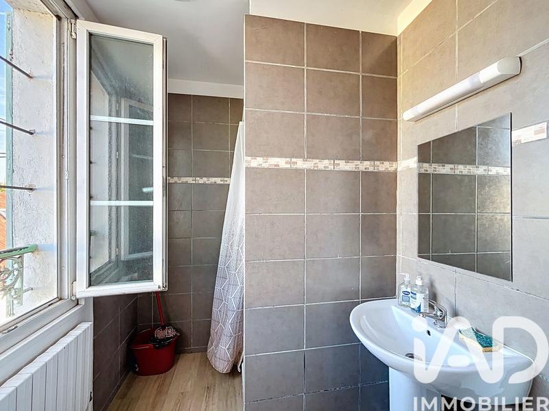 Maison - 244 m² - 10 pièces